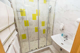 Отель Экопарк Поляны Рязань Дом с 1 спальней "Пихта"-2